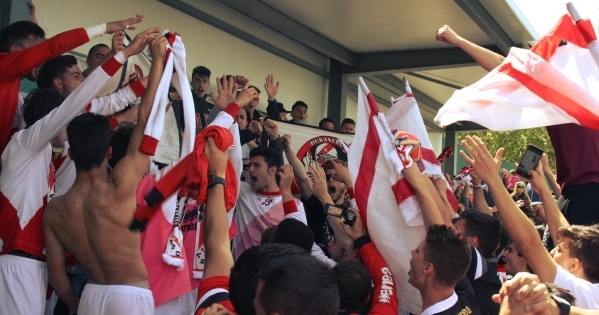 “Pero el Rayo nunca va a ganar una Liga. ¿No te gustaría ser de un equipo que pudiese ganar algo?”