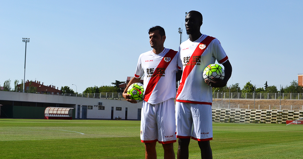 Cissé y Dorado inauguran el primer día ‘de cole’ para el Rayo Vallecano