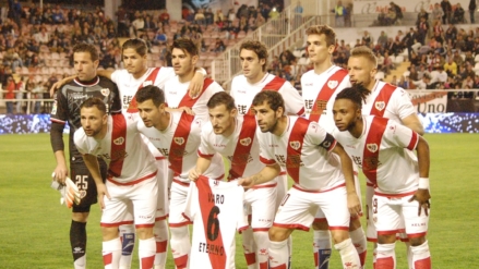 El Granada visita Vallecas en un duelo cargado de emociones