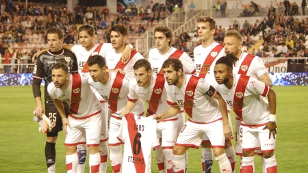 El Granada visita Vallecas en un duelo cargado de emociones