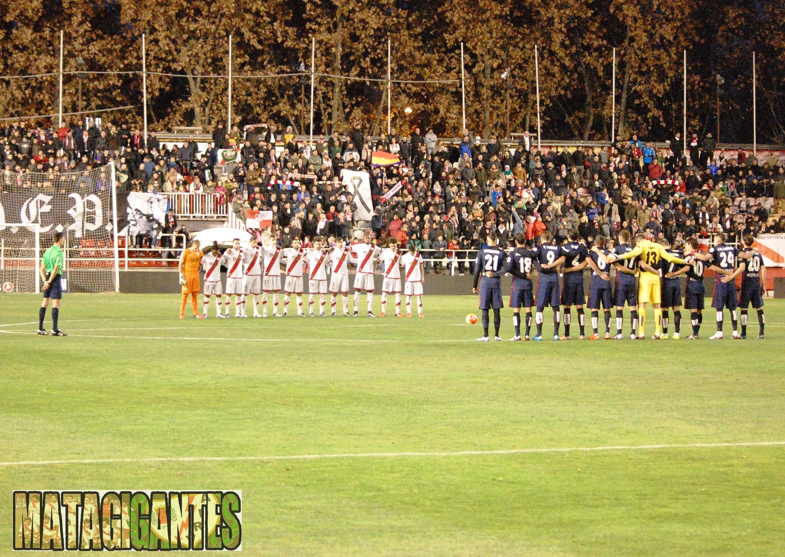 El Atlético noquea al Rayo sobre la bocina