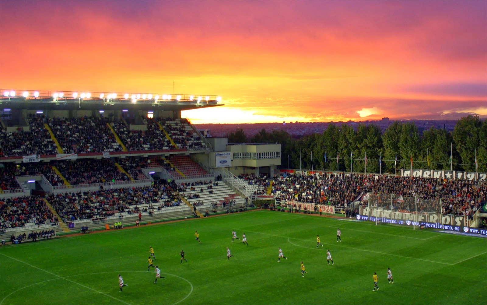 Felices 100, Rayo