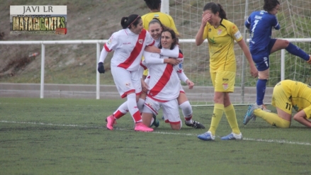 Remontando bajo la lluvia