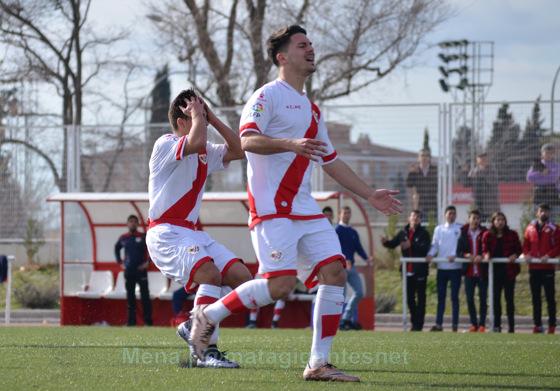 Rayo «B»-Trival Valderas. Galería de imágenes