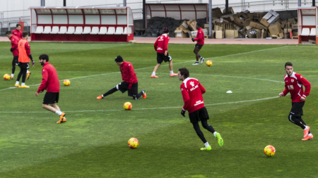 Jozabed sigue entrenando al margen del grupo