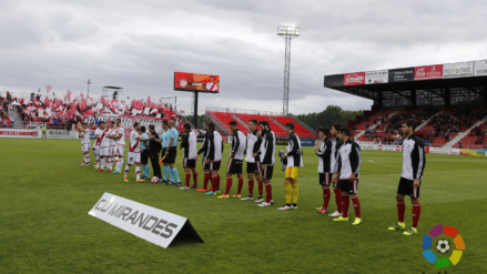 Un error de Toño condena al Rayo en Anduva