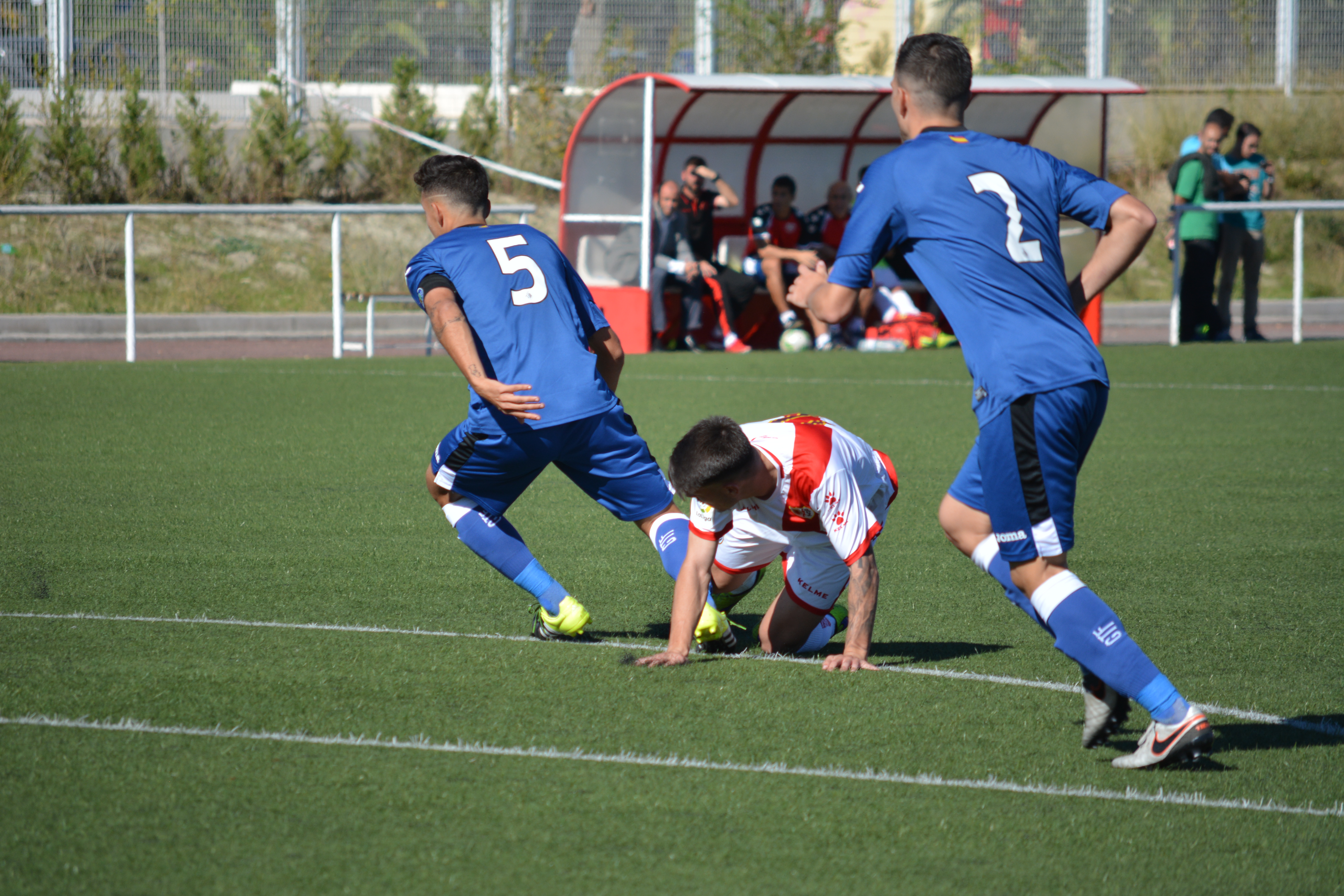 El filial azulón toma la «City» por asalto