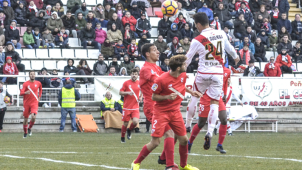 El Rayo recibe a un Elche que tampoco conoce la victoria en 2017