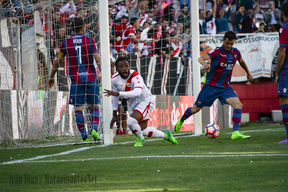 Vallekas no invita a la lógica