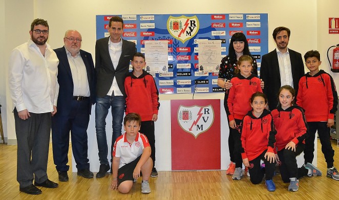 Entregados los premios del I Certamen Literario Fundación Rayo Vallecano