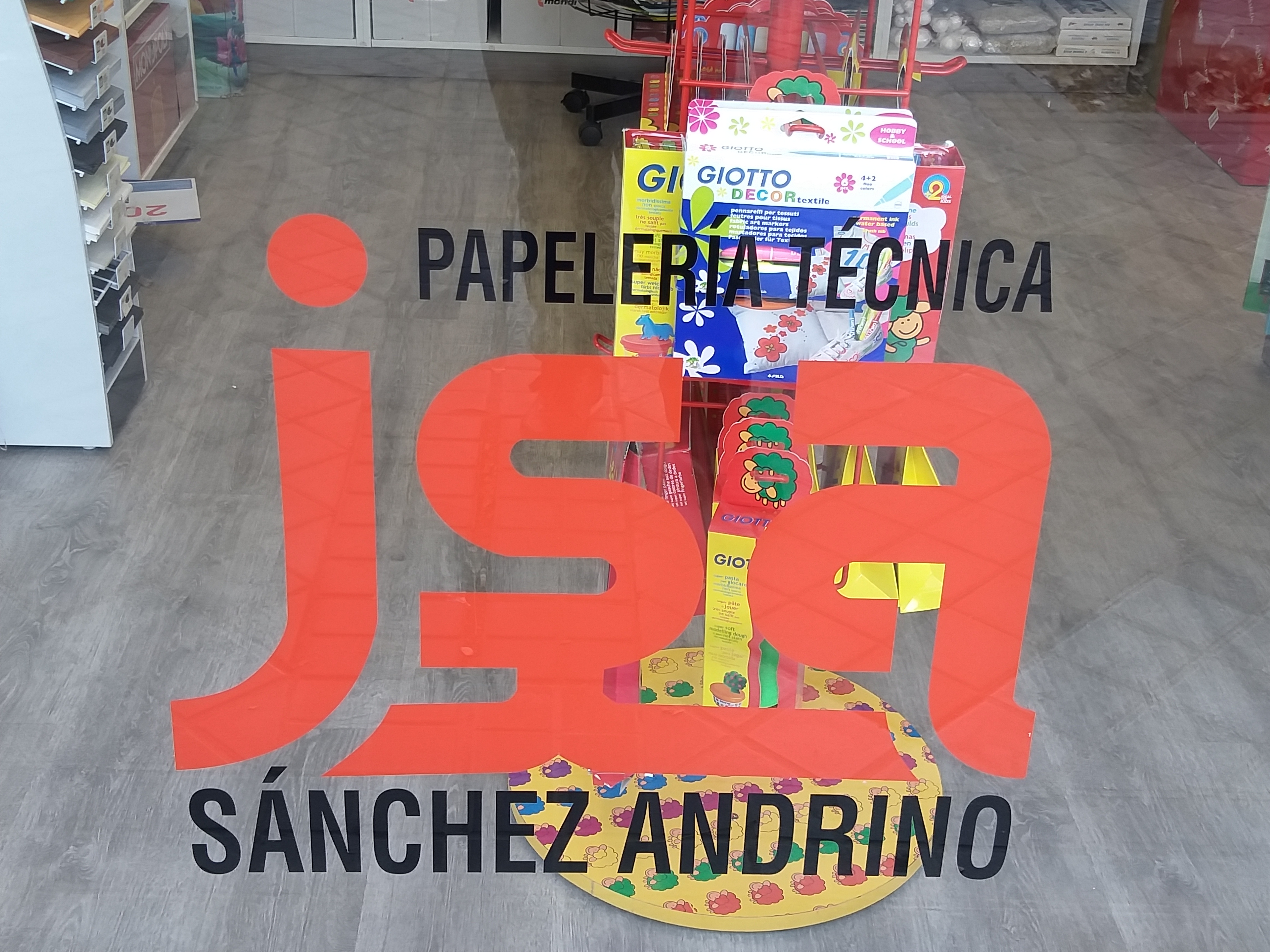 Papelería JSA se une a Matagigantes