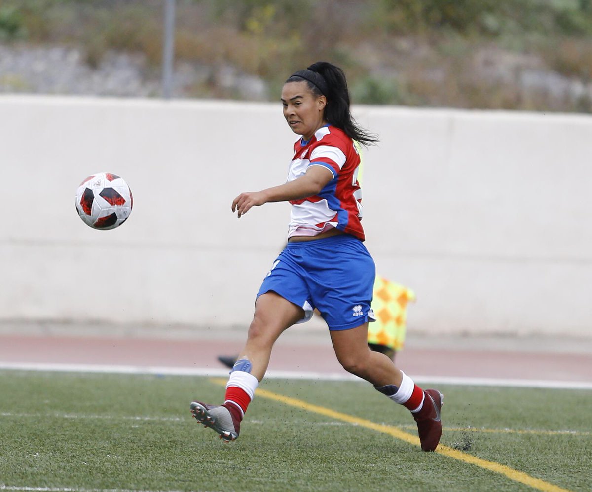 Yael Oviedo, nueva jugadora del Rayo Femenino