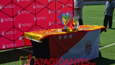 Una Copa para tres aspirantes