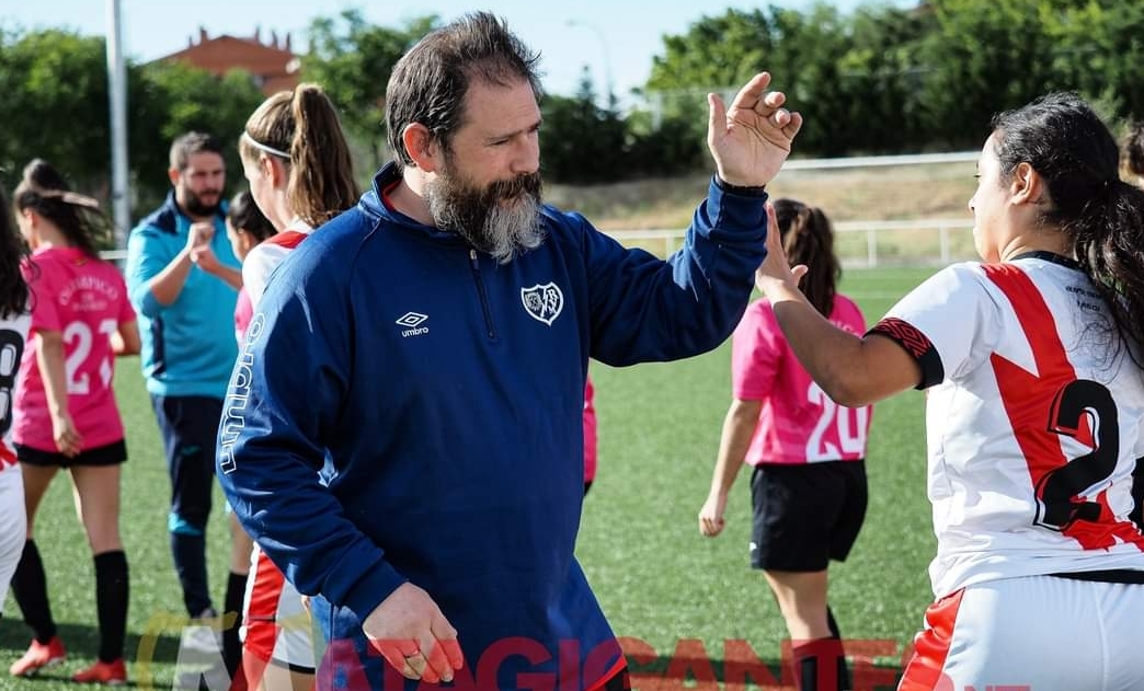 Luis Prado, nuevo coordinador de la sección femenina de la Escuela de Fútbol FRV