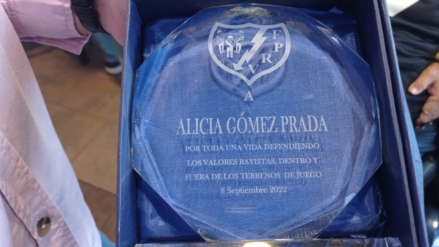 La Federación de Peñas homenajea a Alicia