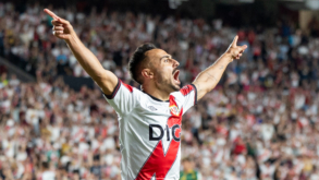 Álvaro García e Isi Palazón, certificado europeo de gol